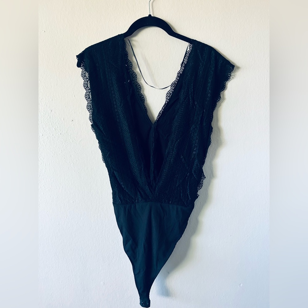 Zara bodysuit deep V